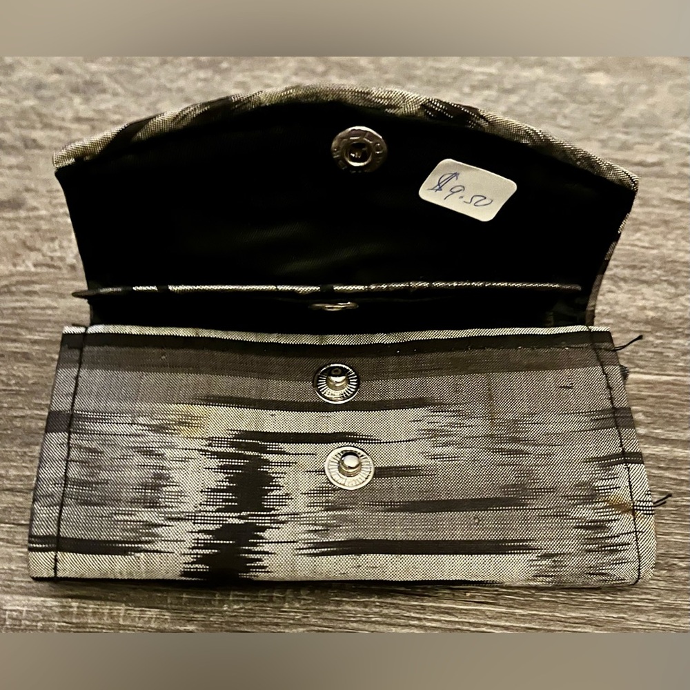 Simple Zig Zag Pattern Fabric Wallet - Multiple P… - image 6